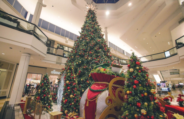 christmas decorations at king of prussia mall