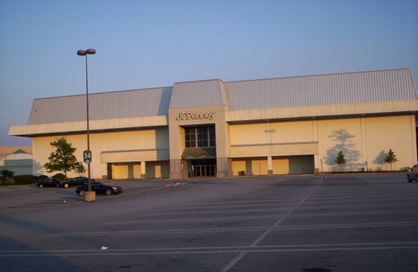 exterior of jcpenney